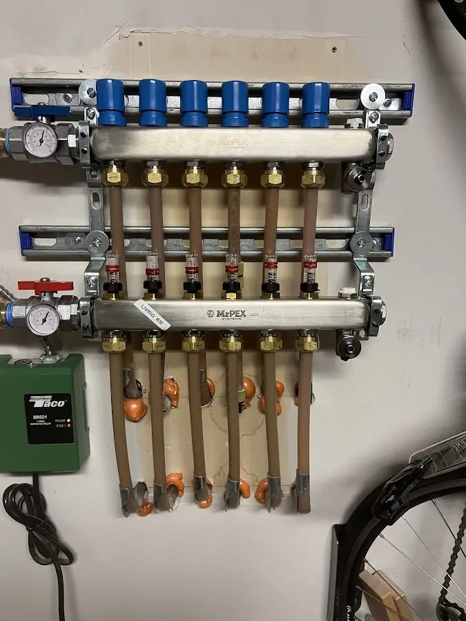 Plumber performing Leak Detection at a residential property in Lacy-Lakeview